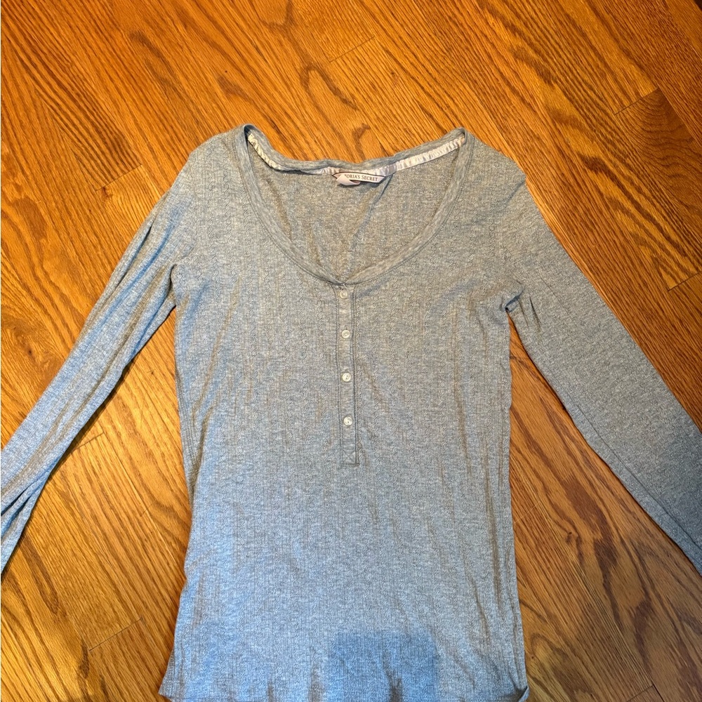 Gray Long Sleeve Women's Top